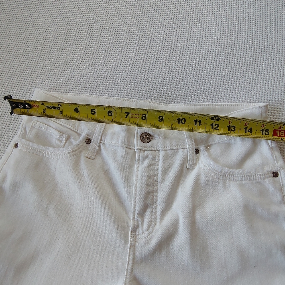Girlfriend Slim Leg Crop Chico's Women's White Jeans Size 6 - Picture 4 of 8